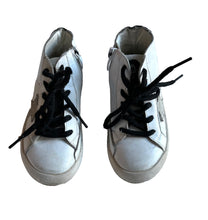 Load image into Gallery viewer, * Lola and the Boys *