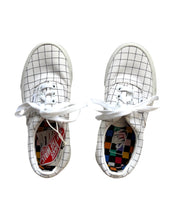 Load image into Gallery viewer, Vans NWT
